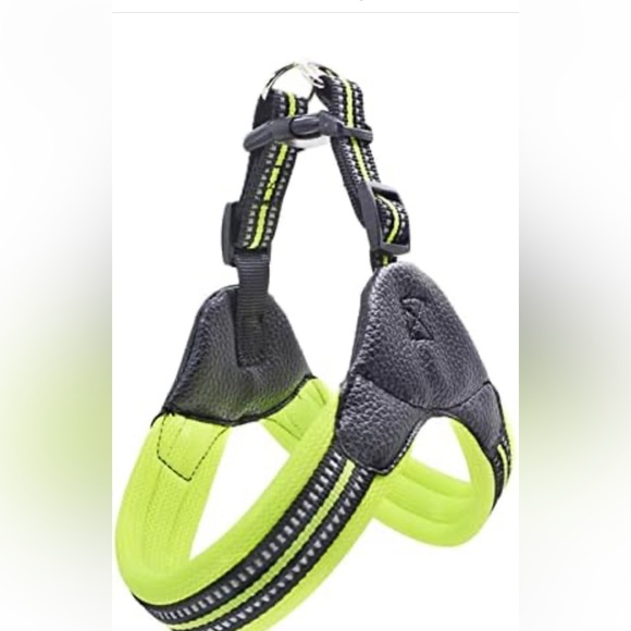 Dog harness size small - Picture 1 of 4